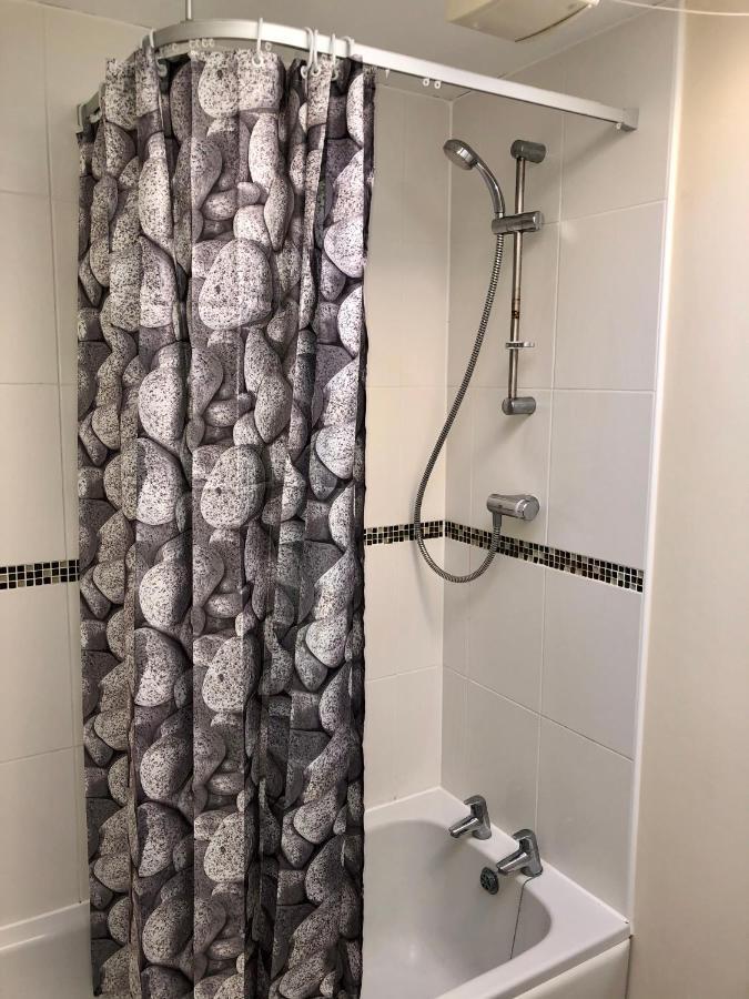 Entire Two Bed Coach House Super King Beds Turn Into Singles Villa Exeter Dış mekan fotoğraf
